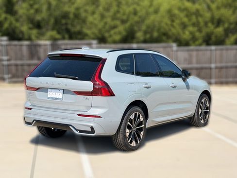 New 2026 Volvo XC60 T8 Plus w/ Protection Package Premier AWD/4WD image 6