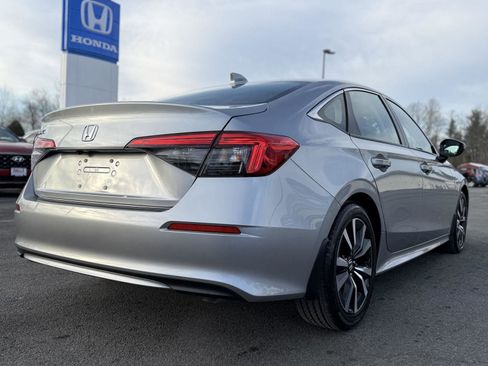 Certified 2023 Honda Civic EX image 5