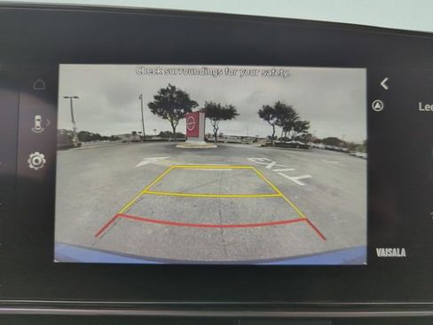 Used 2024 Hyundai Elantra SEL image 34