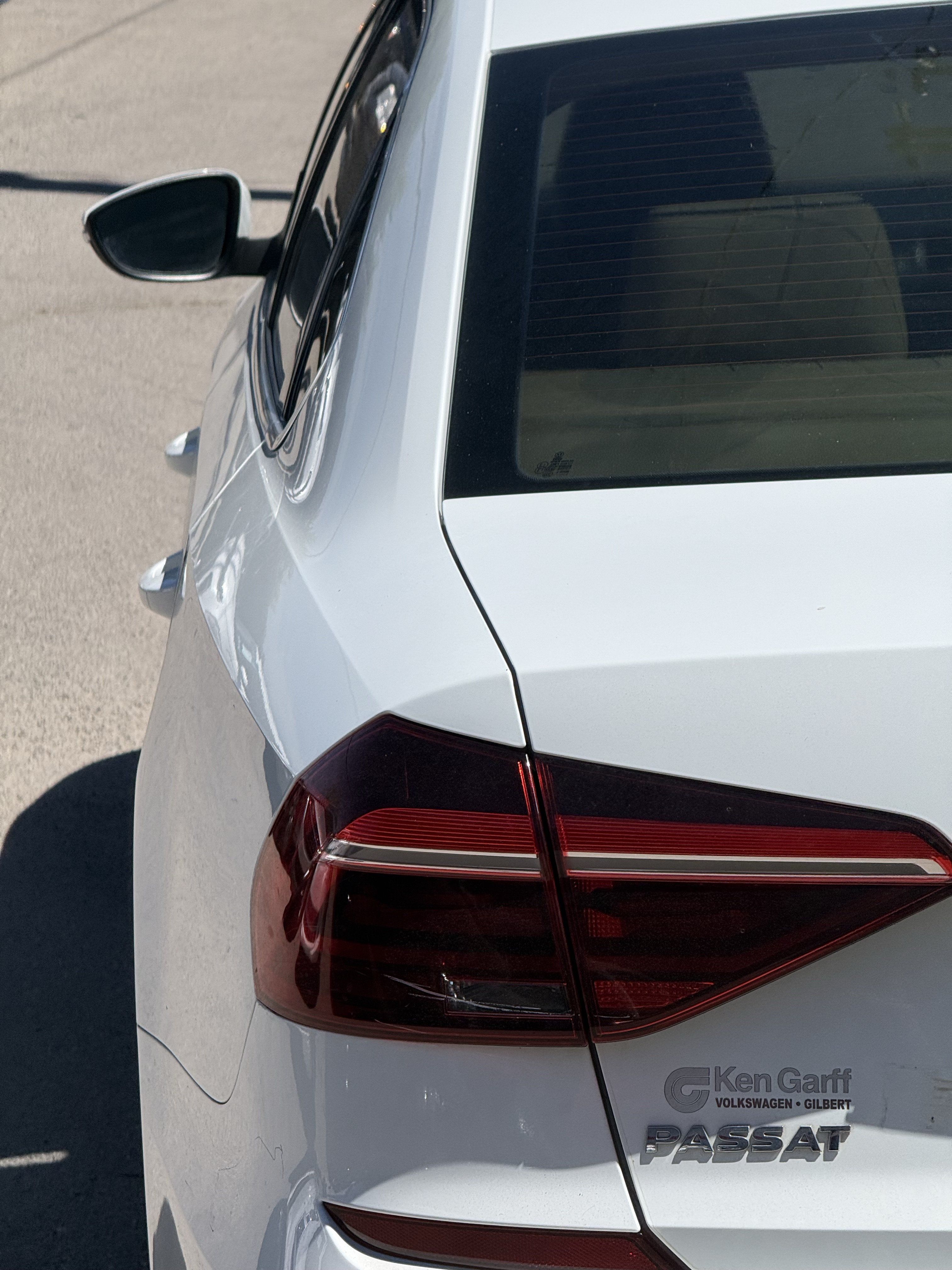 Used 2017 Volkswagen Passat 1.8T R-Line w/ R-Line Lighting Package FWD image 19