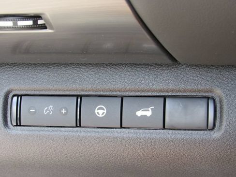 New 2026 Nissan Pathfinder SL FWD image 27