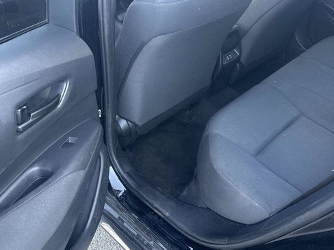 Used 2024 Toyota Corolla LE FWD image 17