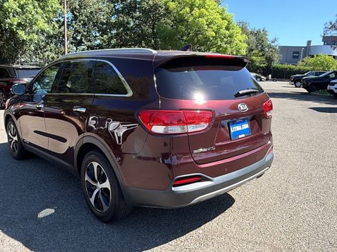 Used 2017 Kia Sorento EX w/ EX V6 Premium Package AWD/4WD image 7