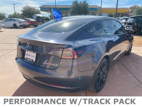 Used 2022 Tesla Model 3 Performance image 8