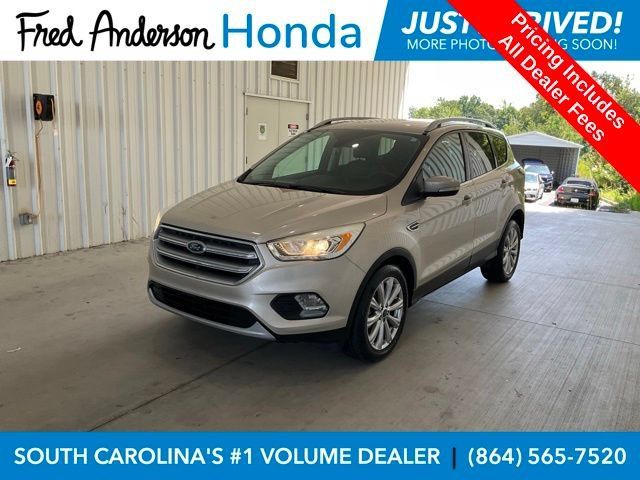 Used 2017 Ford Escape Titanium FWD image 1
