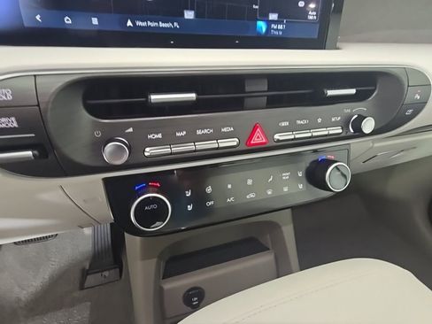 New 2026 Hyundai Palisade Limited FWD image 22