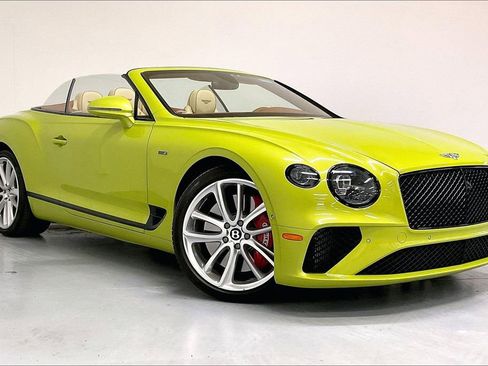 Used 2024 Bentley Continental GT image 36