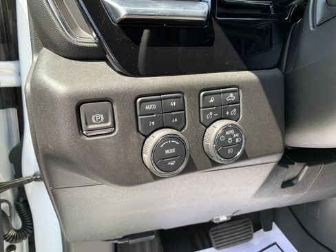New 2025 Chevrolet Silverado 1500 RST AWD/4WD image 21