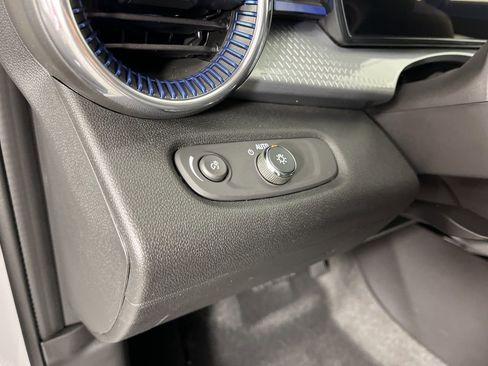 New 2026 Chevrolet Trax LT FWD image 26