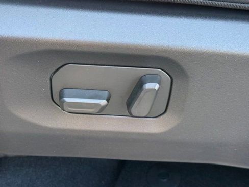 New 2025 Jeep Gladiator Rubicon image 16