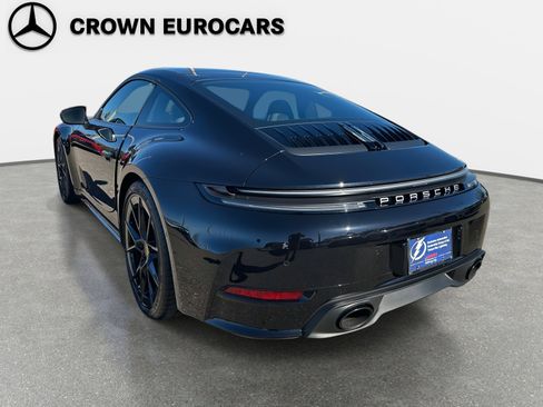 Used 2026 Porsche 911 Carrera image 8