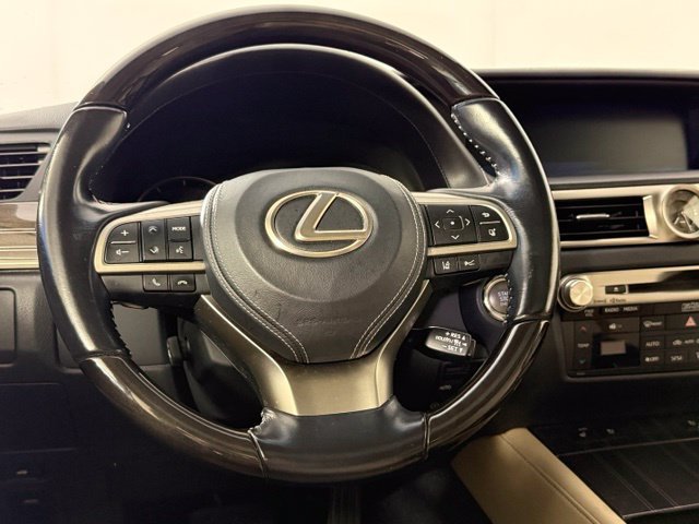 Used 2016 Lexus GS 350 w/ Luxury Package RWD image 23