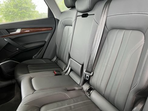 Used 2023 Audi Q5 2.0T Premium Plus w/ Premium Plus Package AWD/4WD image 34