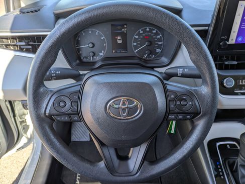 Used 2023 Toyota Corolla LE image 25