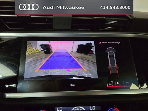 Used 2023 Audi Q3 2.0T Premium w/ Convenience Package AWD/4WD image 23