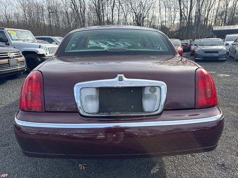 Used 2000 Lincoln Town Car Cartier image 14