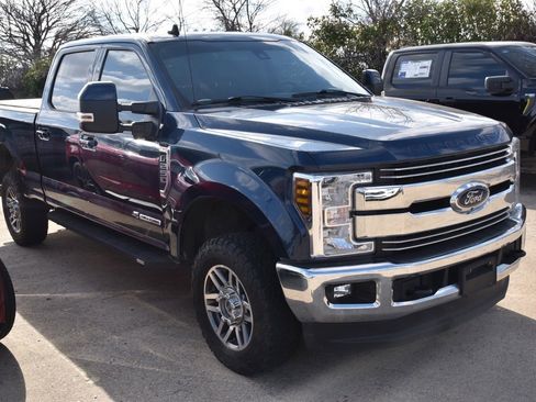 Used 2019 Ford F250 Lariat w/ Tow Technology Bundle image 4