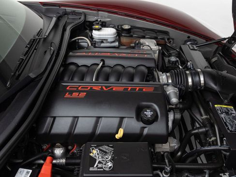 Used 2007 Chevrolet Corvette Coupe w/ Preferred Equipment Group RWD image 31