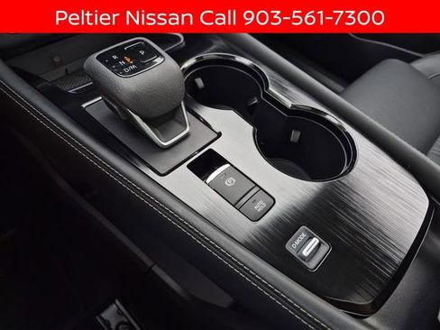 Certified 2023 Nissan Rogue Platinum w/ Platinum Premium Package FWD image 41