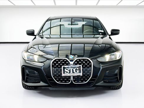 Used 2025 BMW 430i Coupe w/ M Sport Package RWD image 2