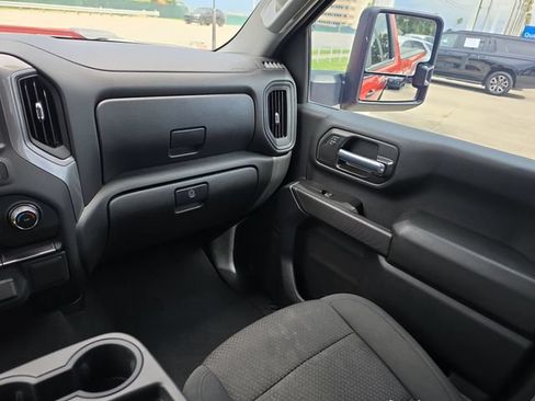Used 2021 Chevrolet Silverado 2500 Custom w/ Custom Value Package AWD/4WD image 10