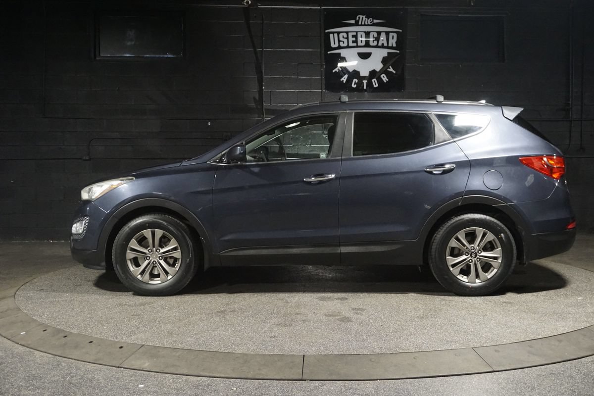 Used 2016 Hyundai Santa Fe Sport w/ Option Group 02 AWD/4WD image 3