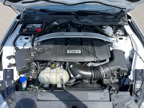 Used 2021 Ford Mustang GT Premium w/ Equipment Group 401A RWD image 28
