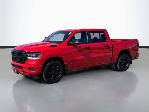 Used 2023 RAM 1500 Big Horn AWD/4WD image 4