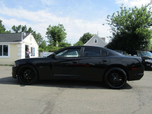 Used 2014 Dodge Charger R/T RWD image 4