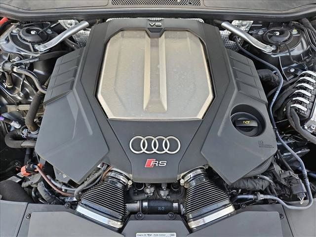 Used 2025 Audi RS 7 Performance AWD/4WD image 29
