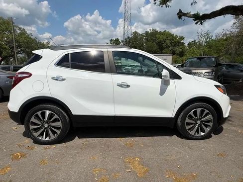 Used 2017 Buick Encore Essence FWD image 8