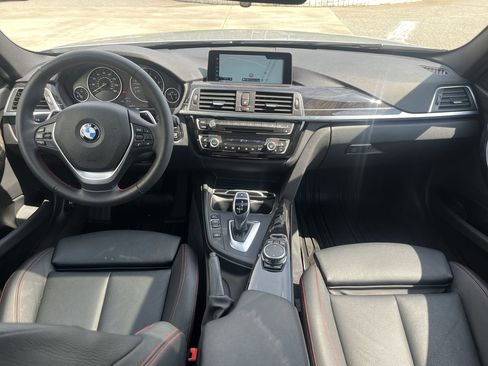 Used 2017 BMW 330i Sedan image 28
