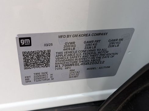 Used 2025 Chevrolet TrailBlazer LT AWD/4WD image 32