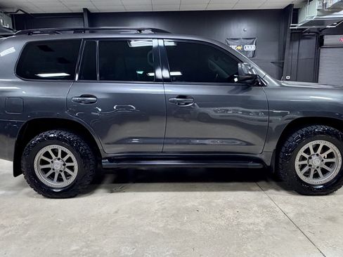 Used 2008 Toyota Land Cruiser AWD/4WD image 9