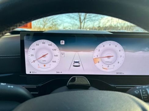 Used 2025 Genesis GV80 2.5T Standard image 16