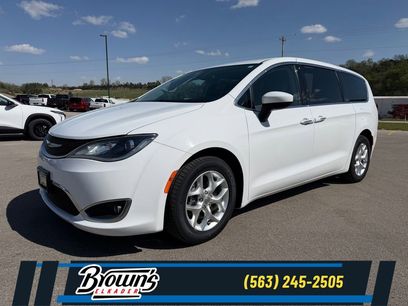 Used 2017 Chrysler Pacifica Touring Plus w/ Tire & Wheel Group