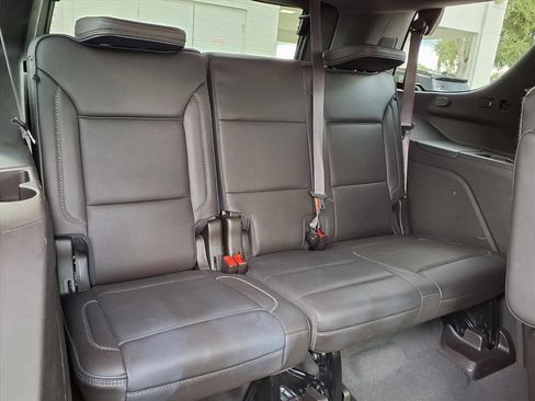 Used 2022 GMC Yukon Denali AWD/4WD image 14