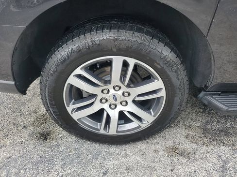 Used 2024 Ford Expedition Max Limited RWD image 7