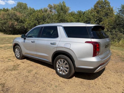 Used 2025 Hyundai Palisade SEL FWD image 7