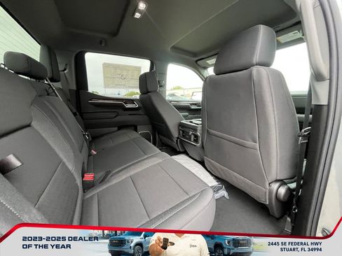 New 2026 GMC Sierra 1500 Elevation image 18