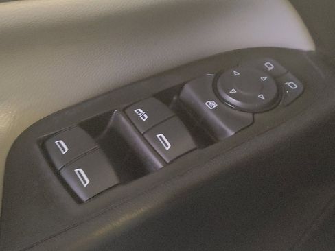 Used 2022 Chevrolet Equinox LT image 27