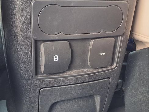 Used 2023 Ford Explorer XLT w/ Equipment Group 202A AWD/4WD image 20