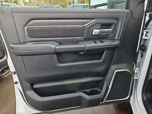 New 2026 RAM 2500 Laramie w/ Night Edition AWD/4WD image 11