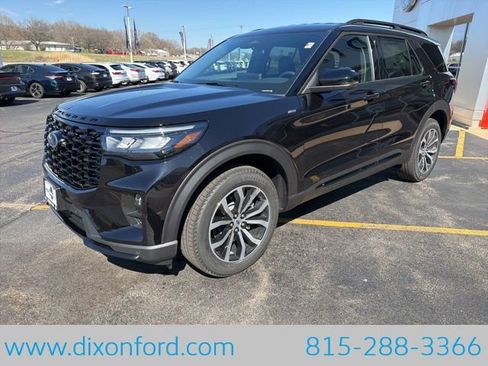 New 2026 Ford Explorer ST-Line image 3