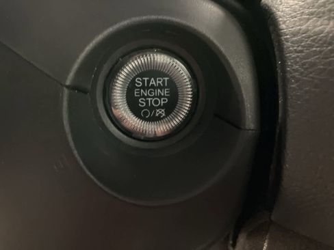 Used 2023 Jeep Renegade Latitude image 17