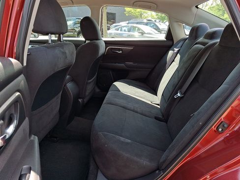 Used 2015 Nissan Altima 2.5 S w/ Sport Value Package FWD image 14