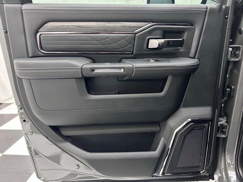 New 2026 RAM 2500 Limited AWD/4WD image 13