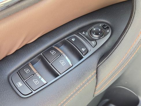 Used 2020 Nissan Armada Platinum w/ Platinum Reserve Package image 15