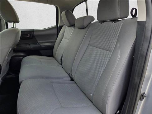 Used 2020 Toyota Tacoma SR w/ SR Convenience Package RWD image 17