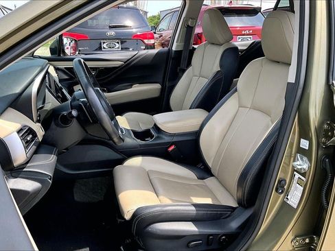 Used 2024 Subaru Outback Limited AWD/4WD image 21